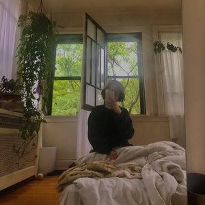 Meet your Posher, Elizabeth